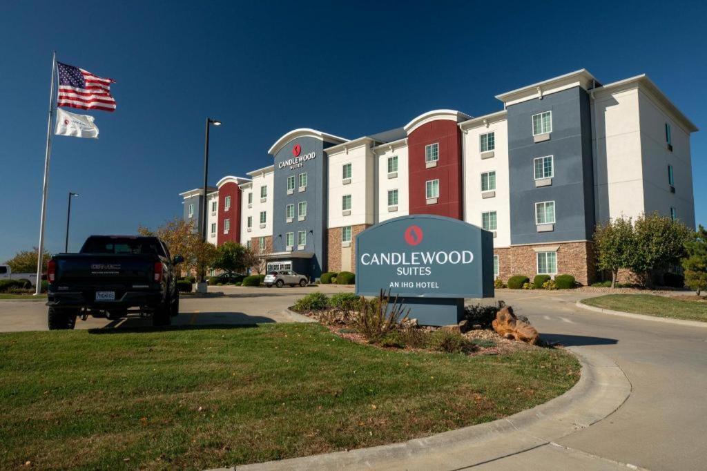 Candlewood Suites Saint Joseph By Ihg Buitenkant foto
