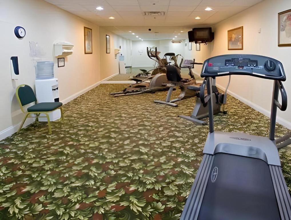 Candlewood Suites Saint Joseph By Ihg Buitenkant foto