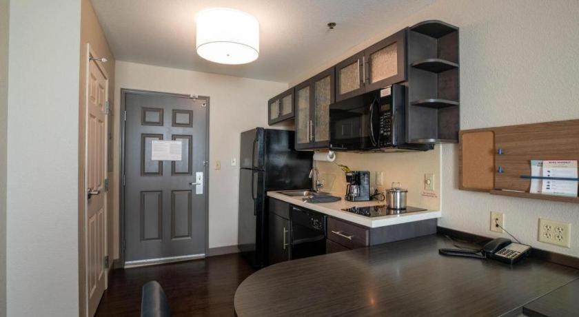 Candlewood Suites Saint Joseph By Ihg Buitenkant foto