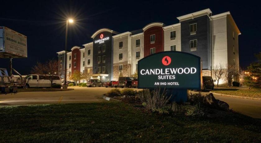Candlewood Suites Saint Joseph By Ihg Buitenkant foto