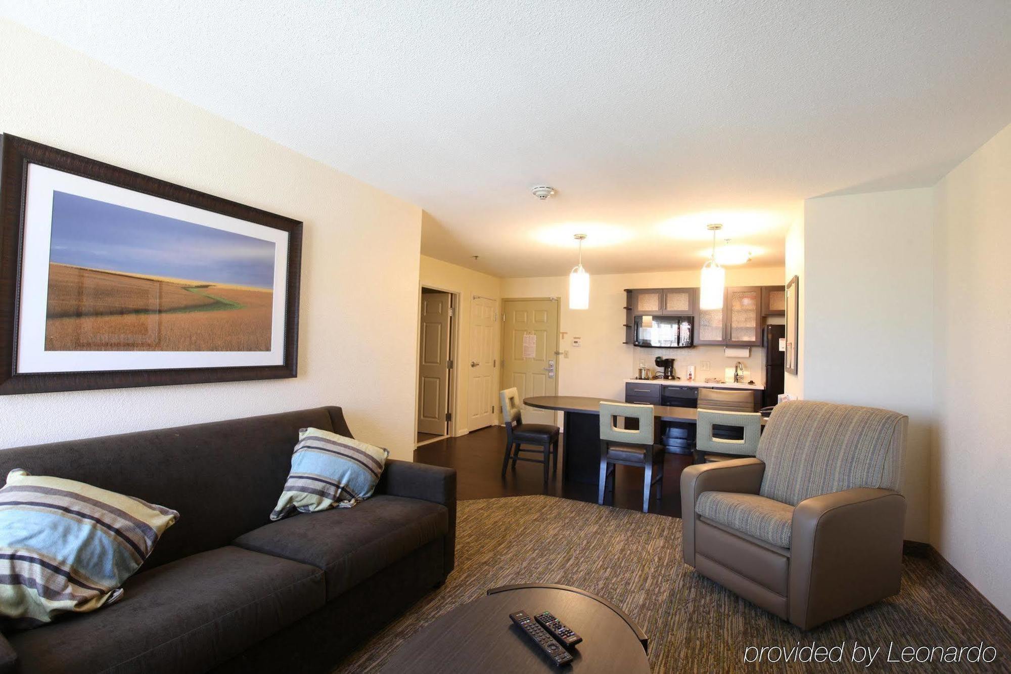Candlewood Suites Saint Joseph By Ihg Buitenkant foto
